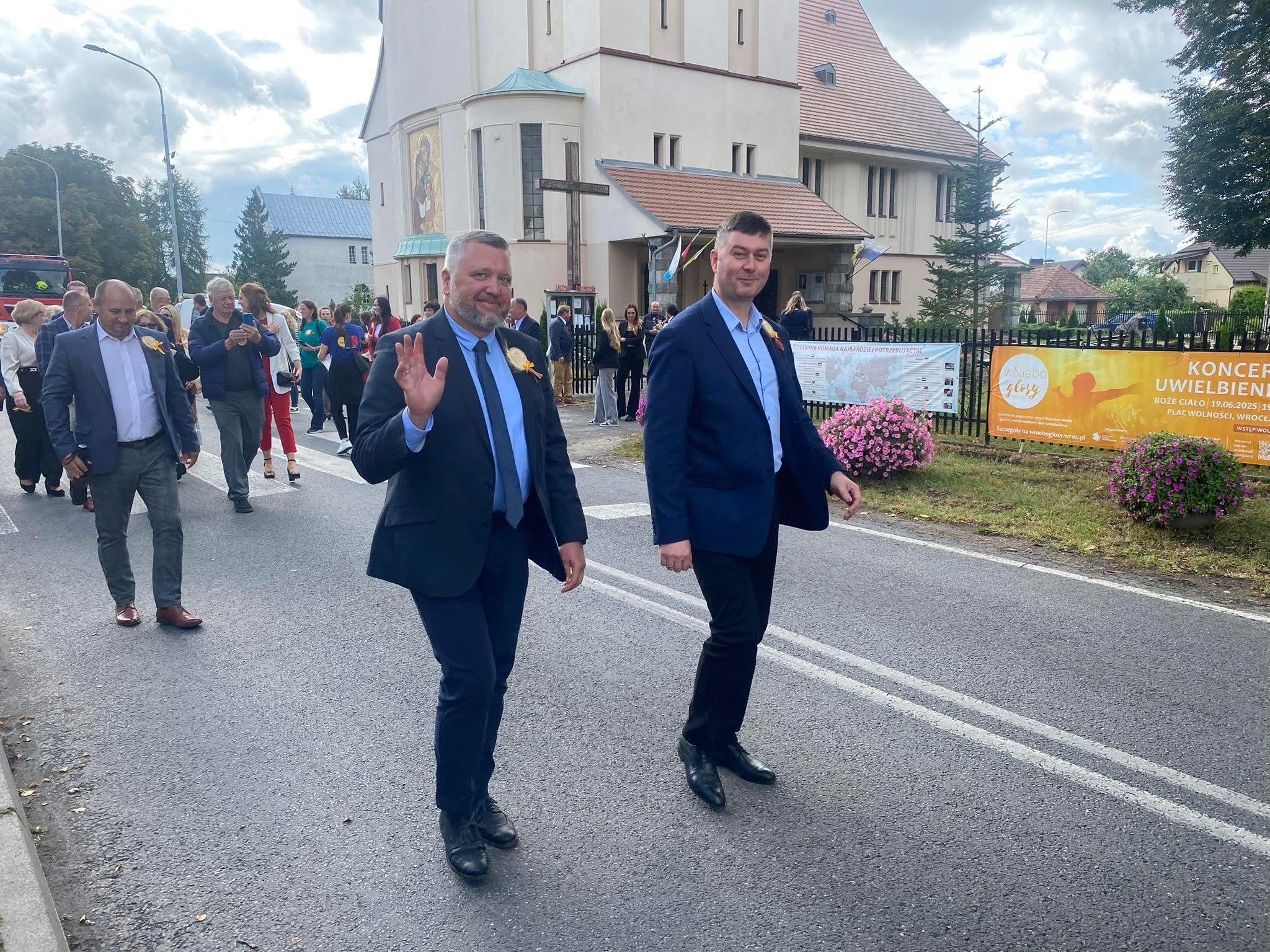 powiększ zdjęcie